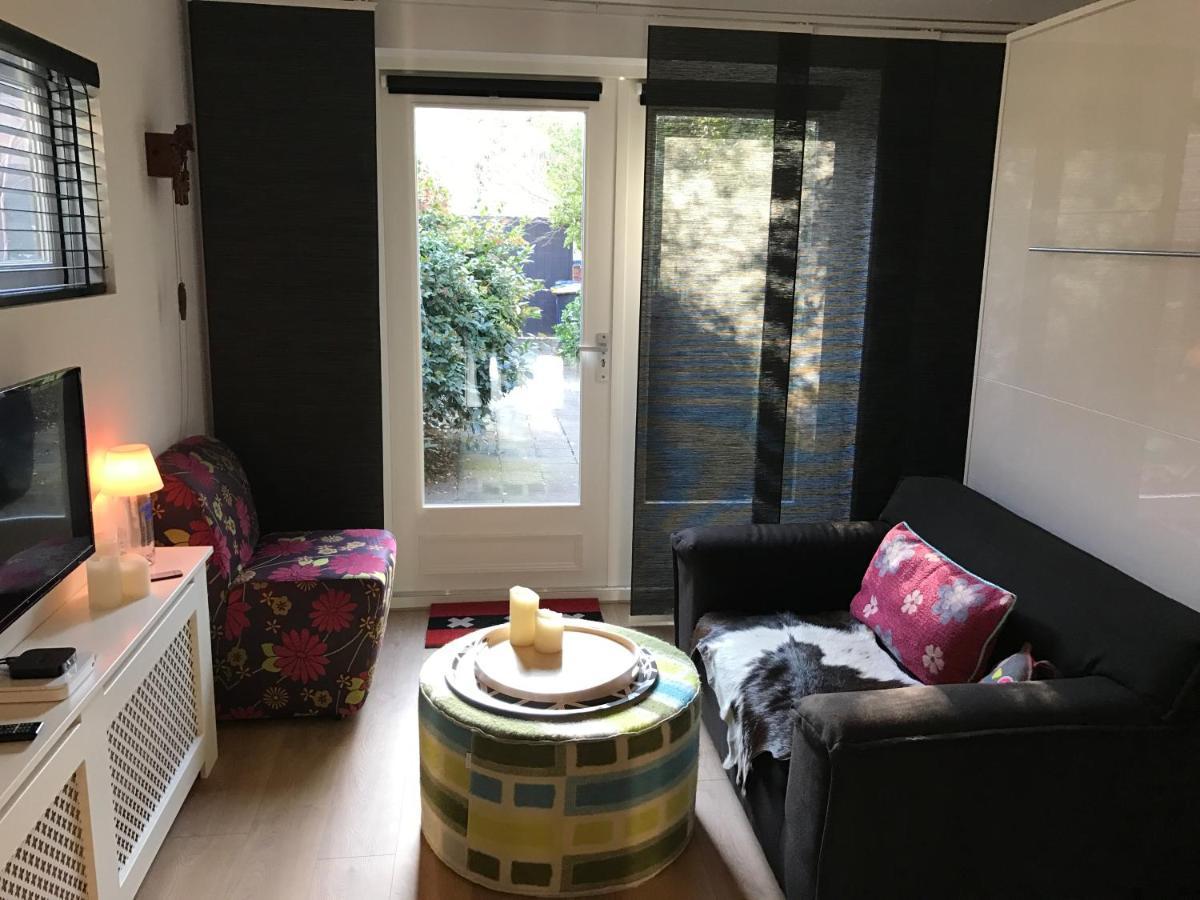 Boutique Hide & Seek, Bed & Beach Bed and Breakfast Haag Exteriör bild