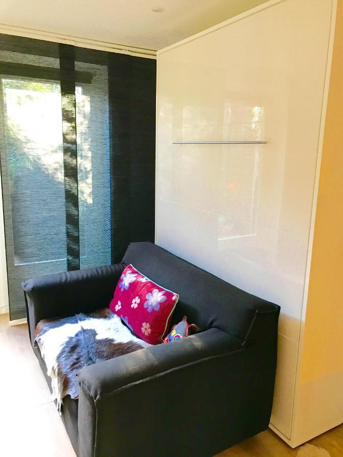 Boutique Hide & Seek, Bed & Beach Bed and Breakfast Haag Exteriör bild
