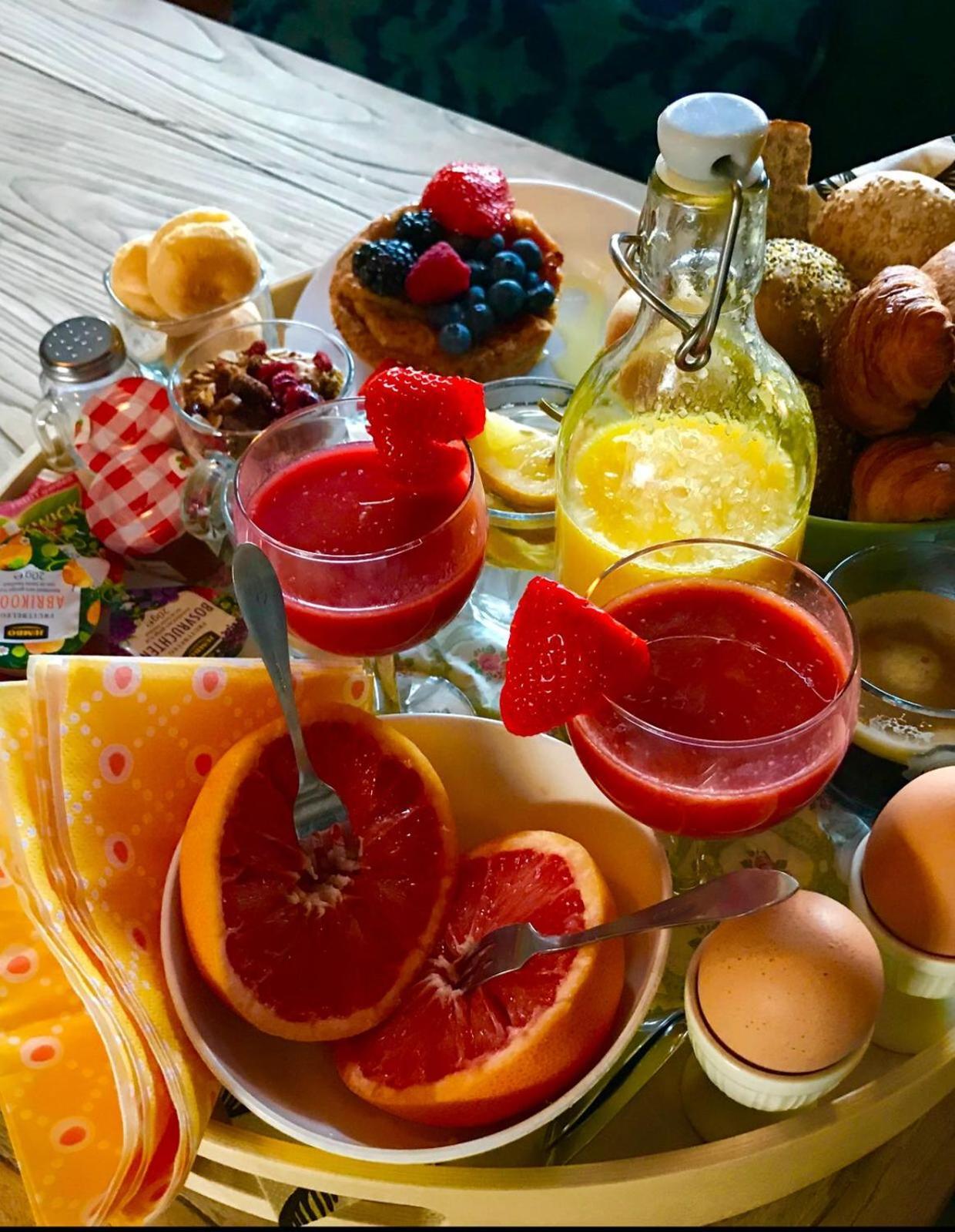 Boutique Hide & Seek, Bed & Beach Bed and Breakfast Haag Exteriör bild